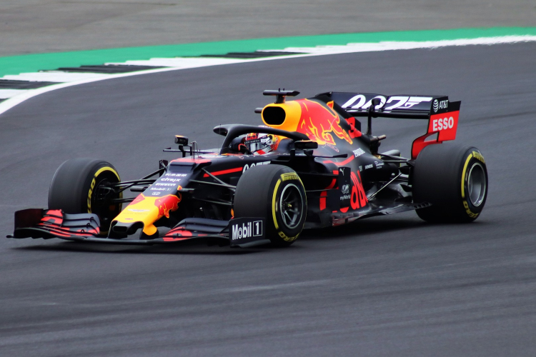 Japán Nagydíj - Verstappen nyert, világbajnok a Red Bull