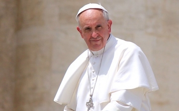 Ferenc pápa eltörölte a kiskorúakkal szembeni szexuális visszaélések titkosítását