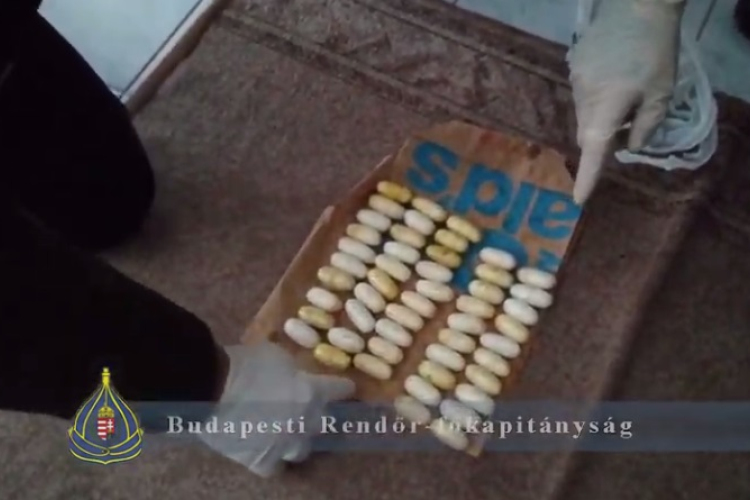 Testében csempészte az 50 millió forintnyi kokaint 