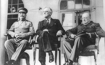 Újra kiadták Sztálin, Roosevelt és Churchill második világháborús levelezését