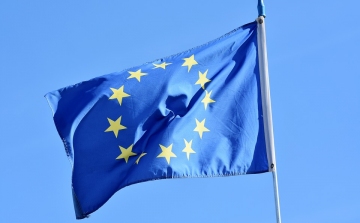 Megszavazta az Európai Parlament az új összetételű biztosi testület jóváhagyását