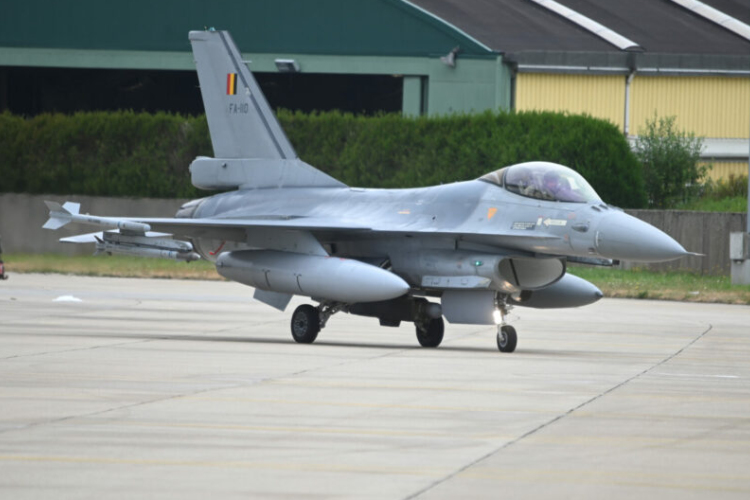 Belgium 100 millió eurós támogatást küld Ukrajnának vadászrepülőgépei karbantartására