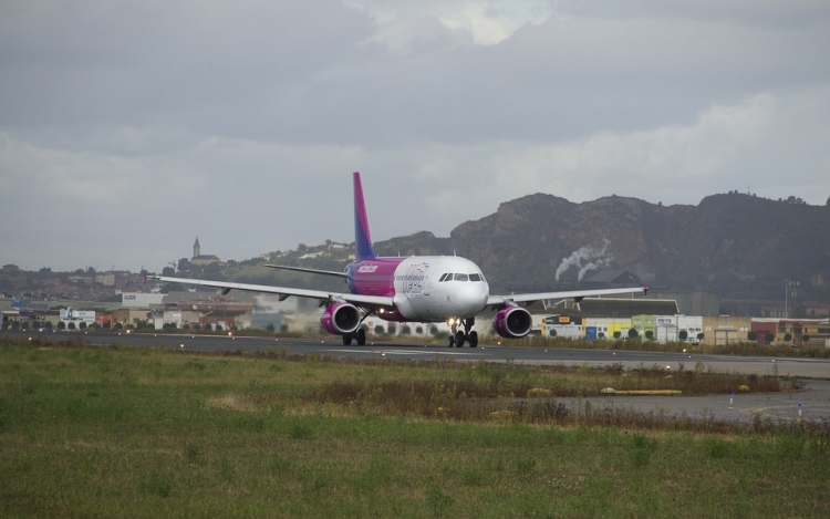 Felfüggeszti több olaszországi járatát is a Wizz Air